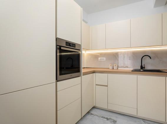 Luxury Apartment Beyond Stobrec Exterior photo